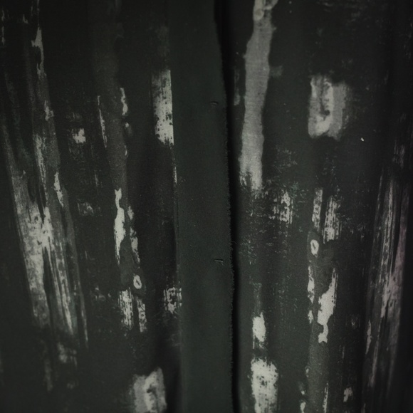 Elie Tahari M Black Grey Print Silk Career Shirt - Picture 3 of 6